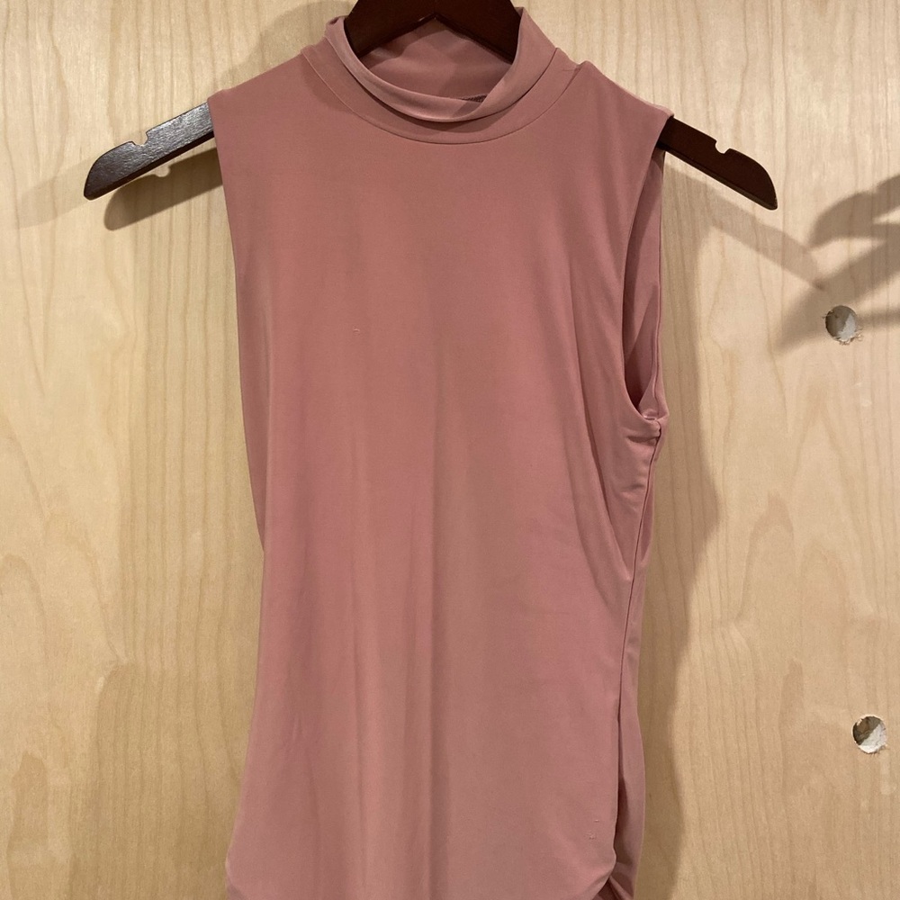 Dusty pink turtle neck body suit